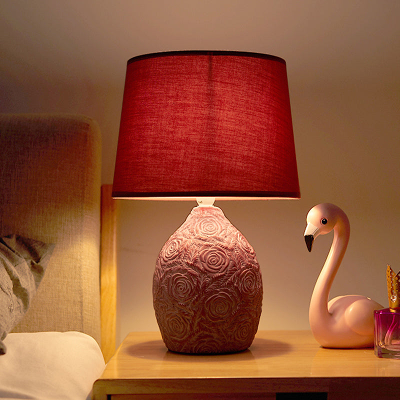 Cerabella – Vintage Rose-inspireret bordlampe