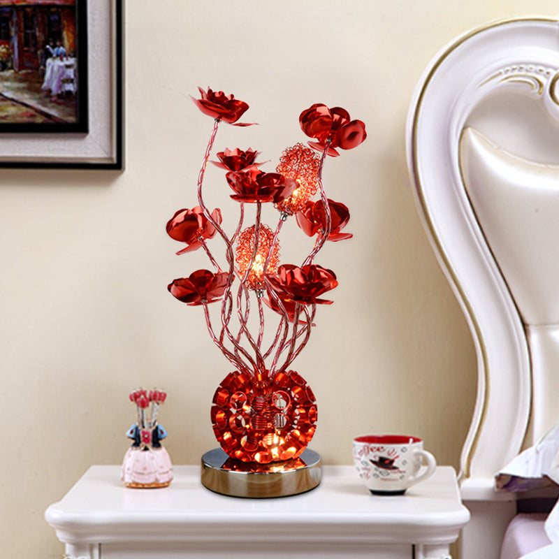 Curverose – Stilfuld Red Rose LED-bordlampe