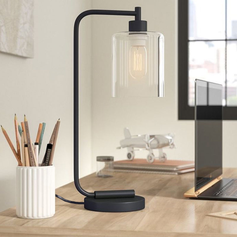 Elegant cylindrisk bordlampe