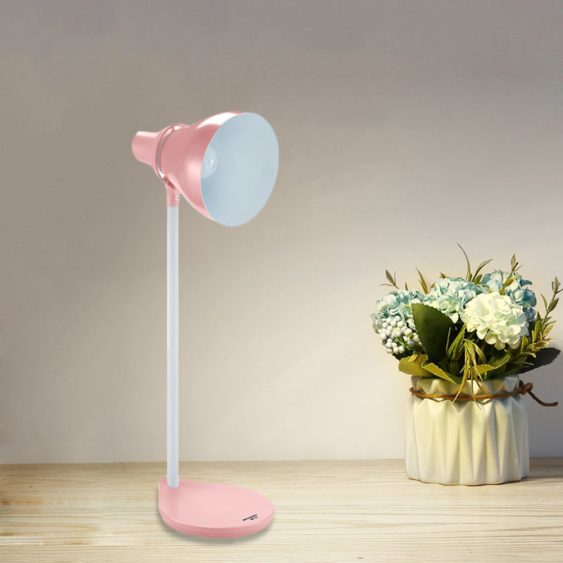 MacaronGlow – Bordlampe med bøjelig hornskærm