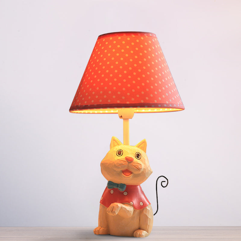 Pawsome – Sød kegleformet bordlampe