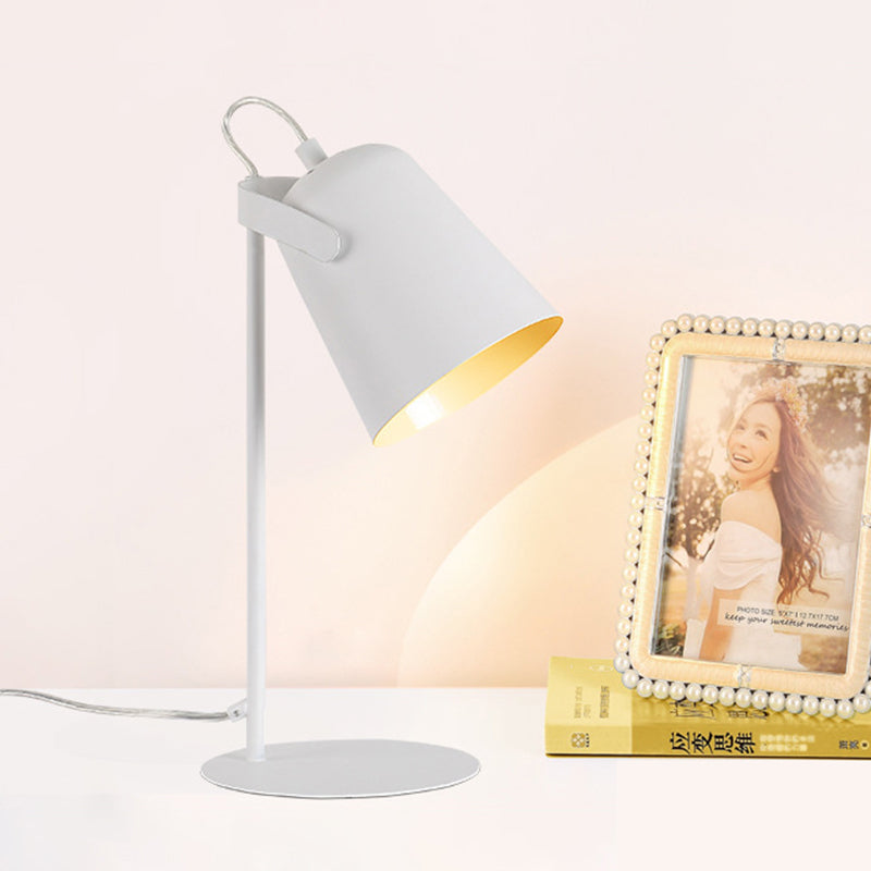 GlowShade - Justerbar Macaron Metallic skrivebordslampe