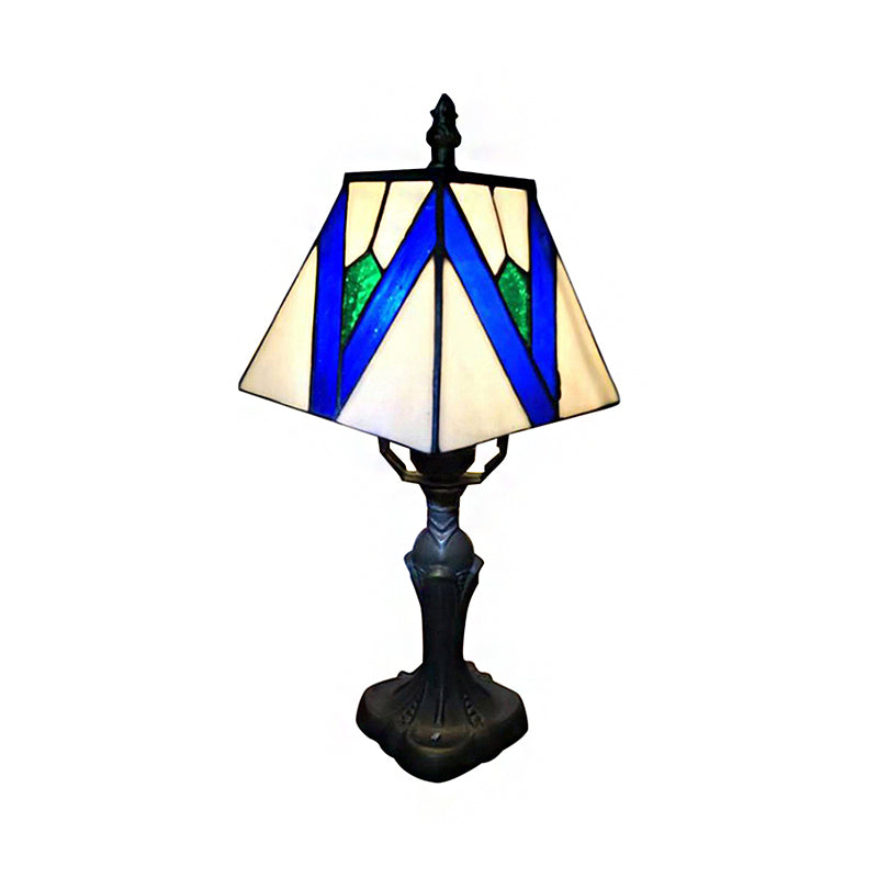 Lustria – Vintage-inspireret Tiffany glas skrivebordslampe
