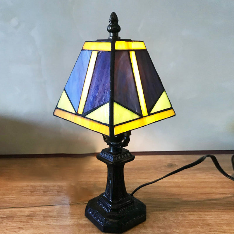 Lustria – Vintage-inspireret Tiffany glas skrivebordslampe