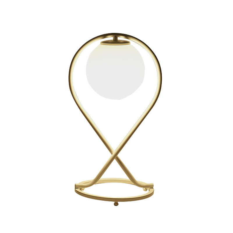 Orbina – Slank hvid LED-bordslampe til børneværelset