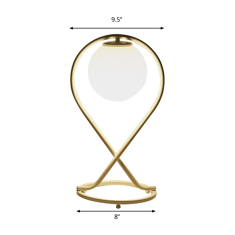 Orbina – Slank hvid LED-bordslampe til børneværelset