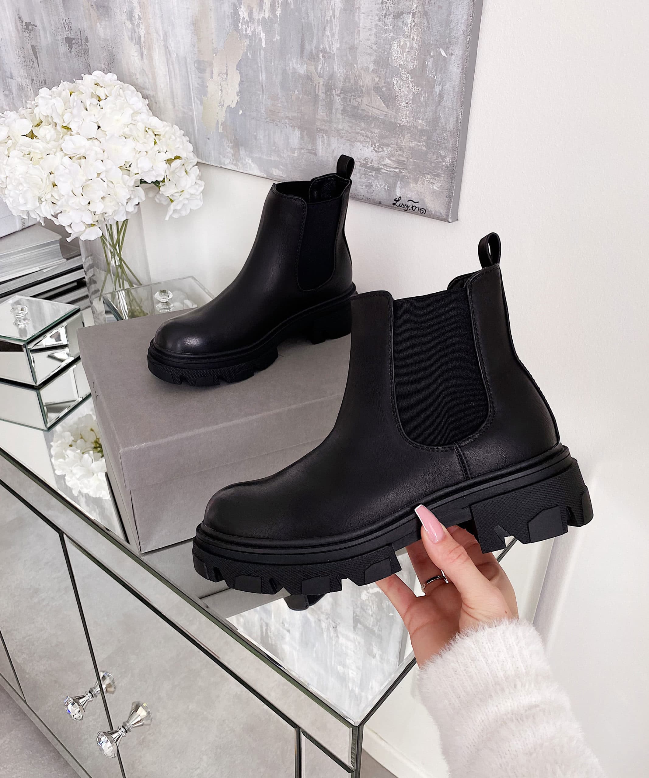 Jytte - Sorte støvler