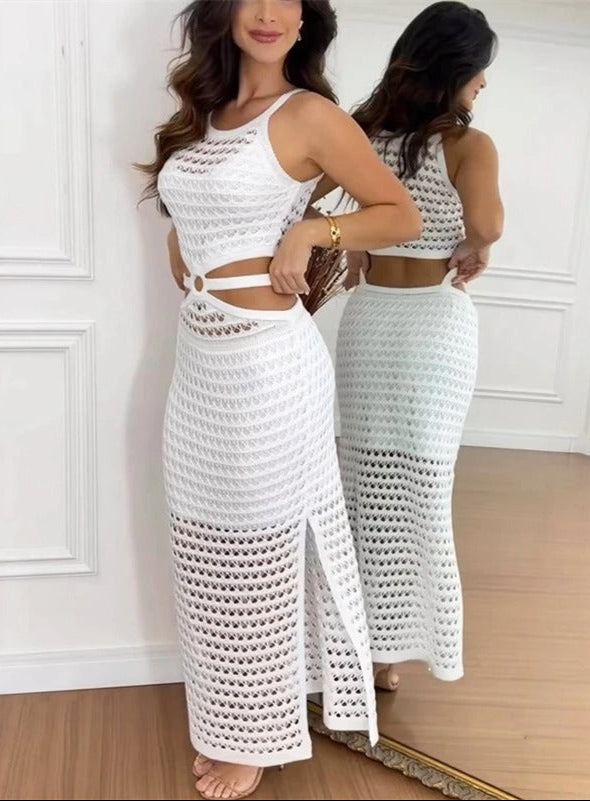 Alora - Elegant strikket strandkjole med sideslids