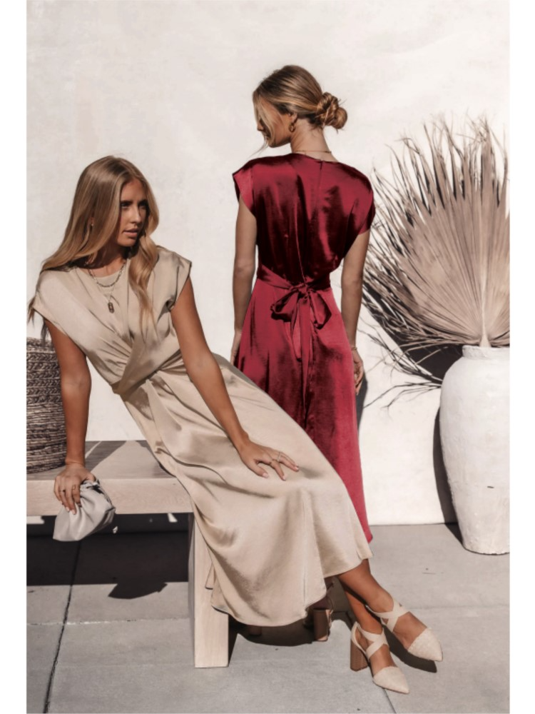 Athena - Elegant Crossover Satin Kjole