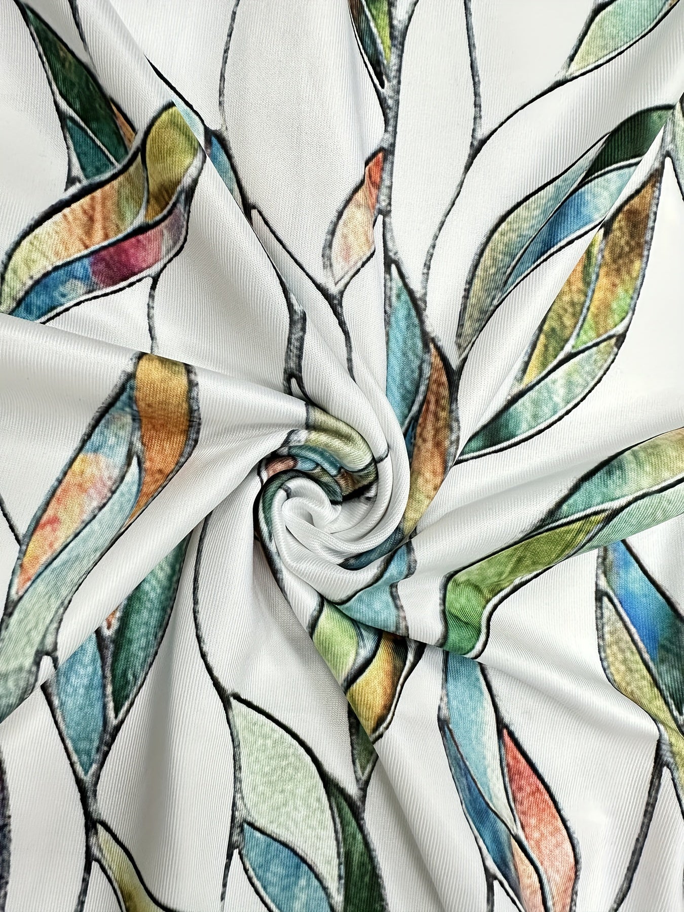 Clara - Moderne Ærmeløs Kjole med Bladmønster