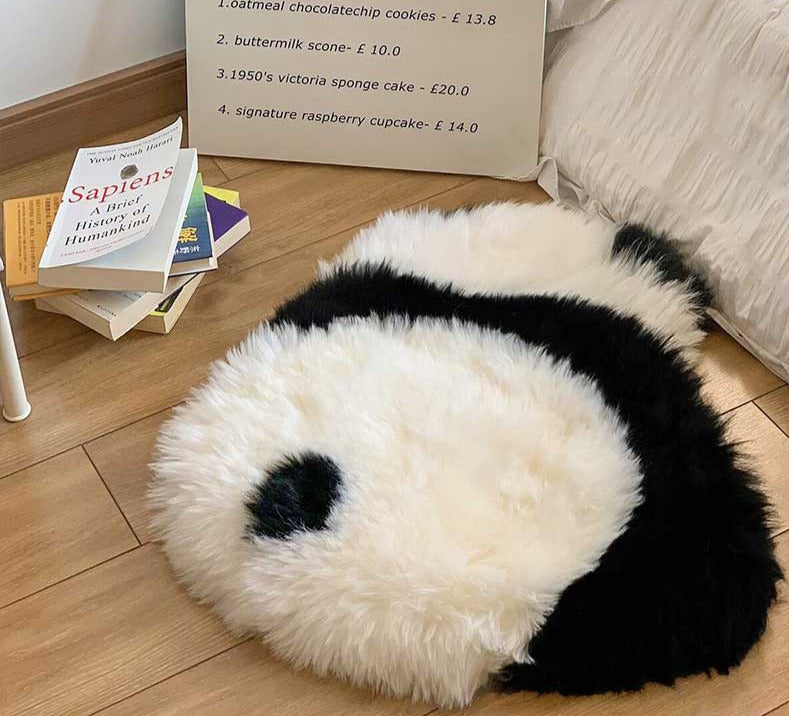 PandaFluff - Yndig plysmåtte for et hyggeligt, legende touch