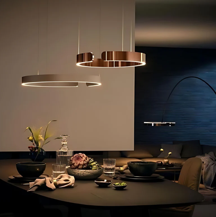 LumeVerse | Elegant justerbar loftslampe