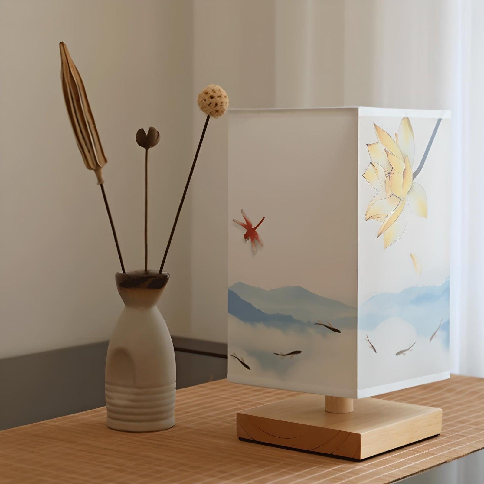 SakuraLight – Dæmpbar bordlampe i japansk stil