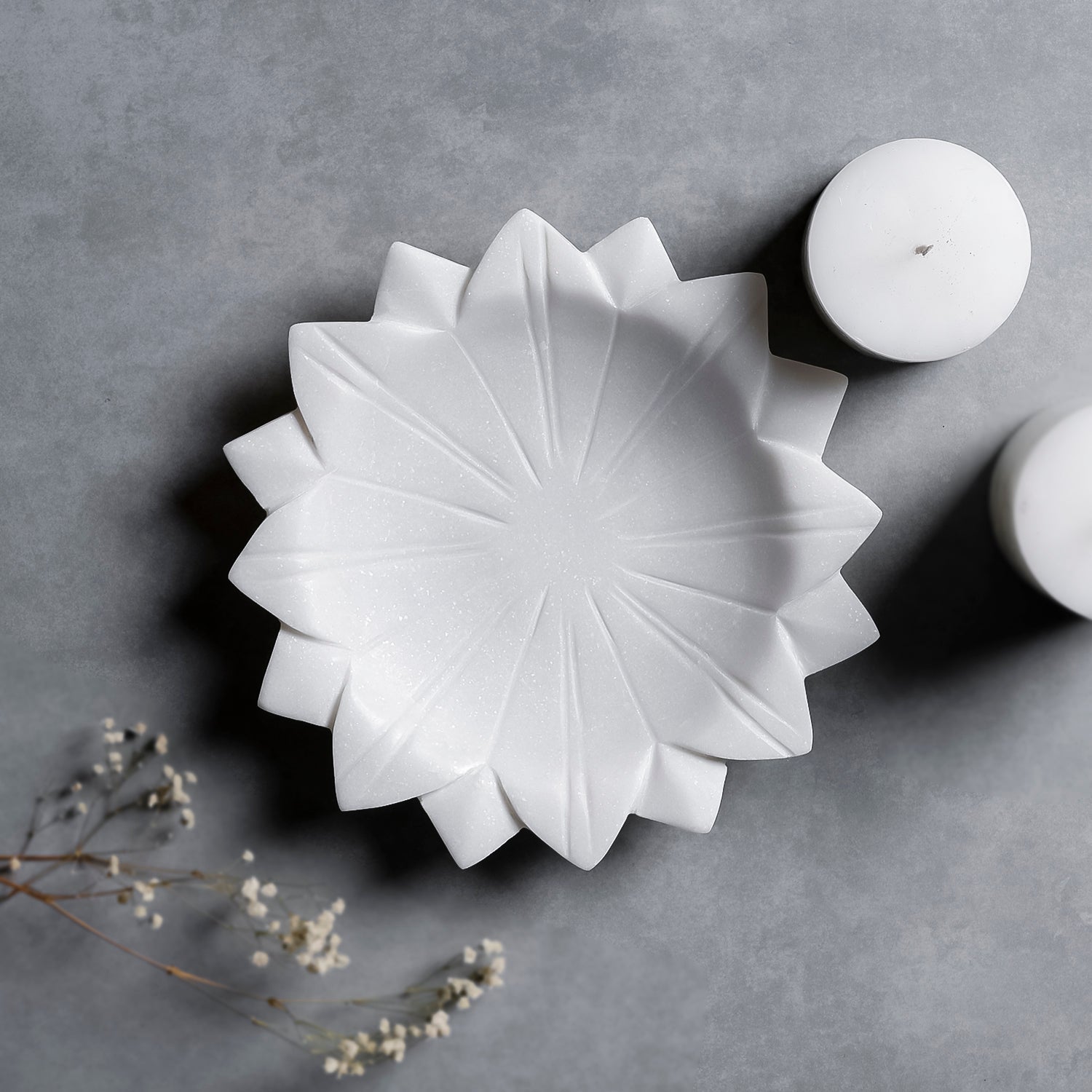 Lunetra – Elegant hvid geometrisk keramisk skål