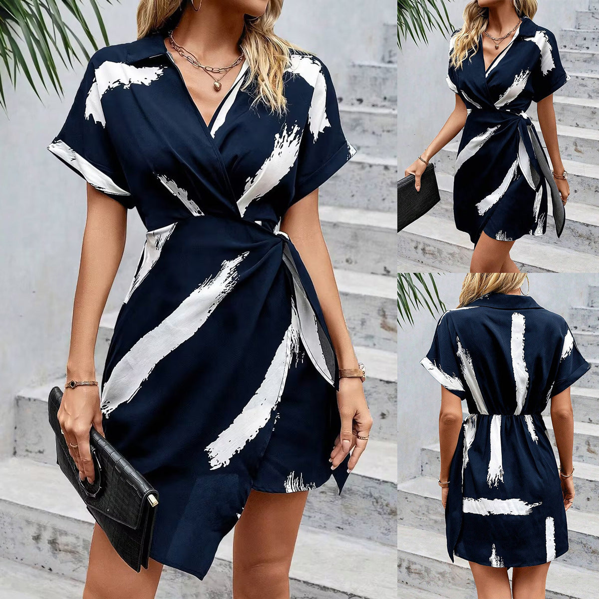 Michelle - Elegant printet V-hals kjole med sløjfe