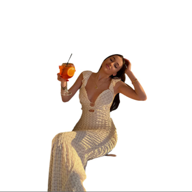 Mira-rose - Innovativ bodycon-kjole med udskæring