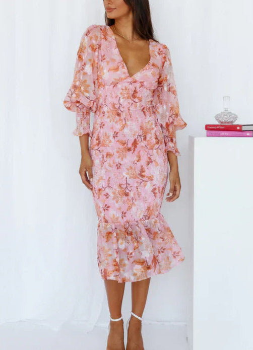 Rebekka - Blomstret mønster Midi-kjole