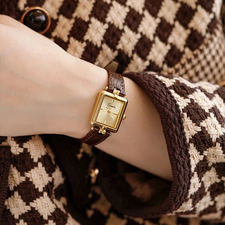 Svana - Elegant guldskive quartz ur