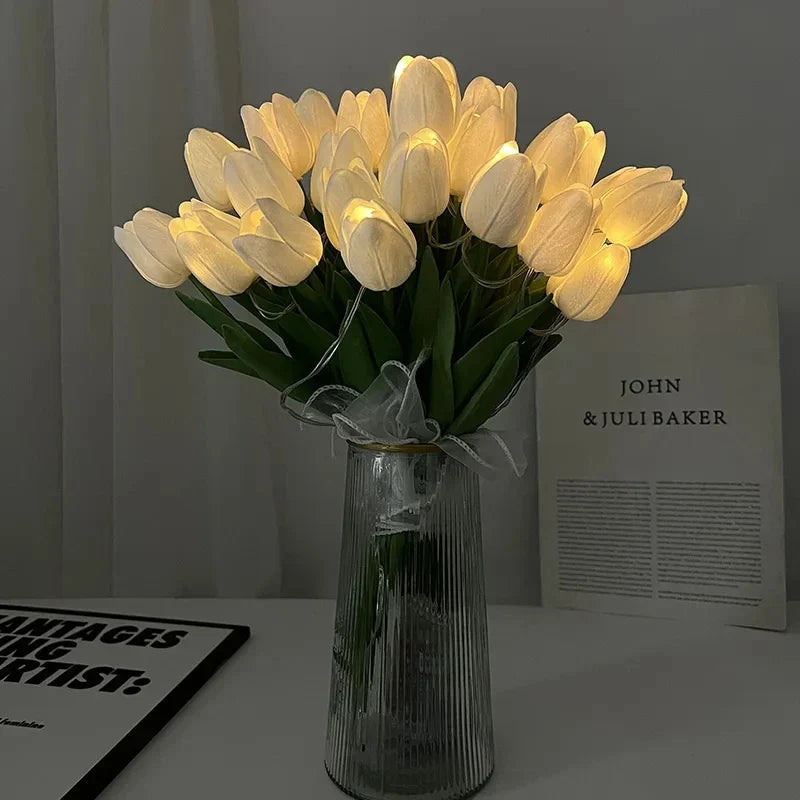 Tulvera - Bærbar Tulip LED Night Light