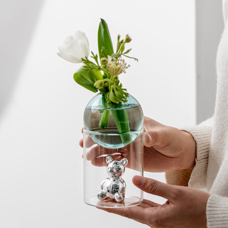 CosmicBear - Elegant glasvase med unikt design