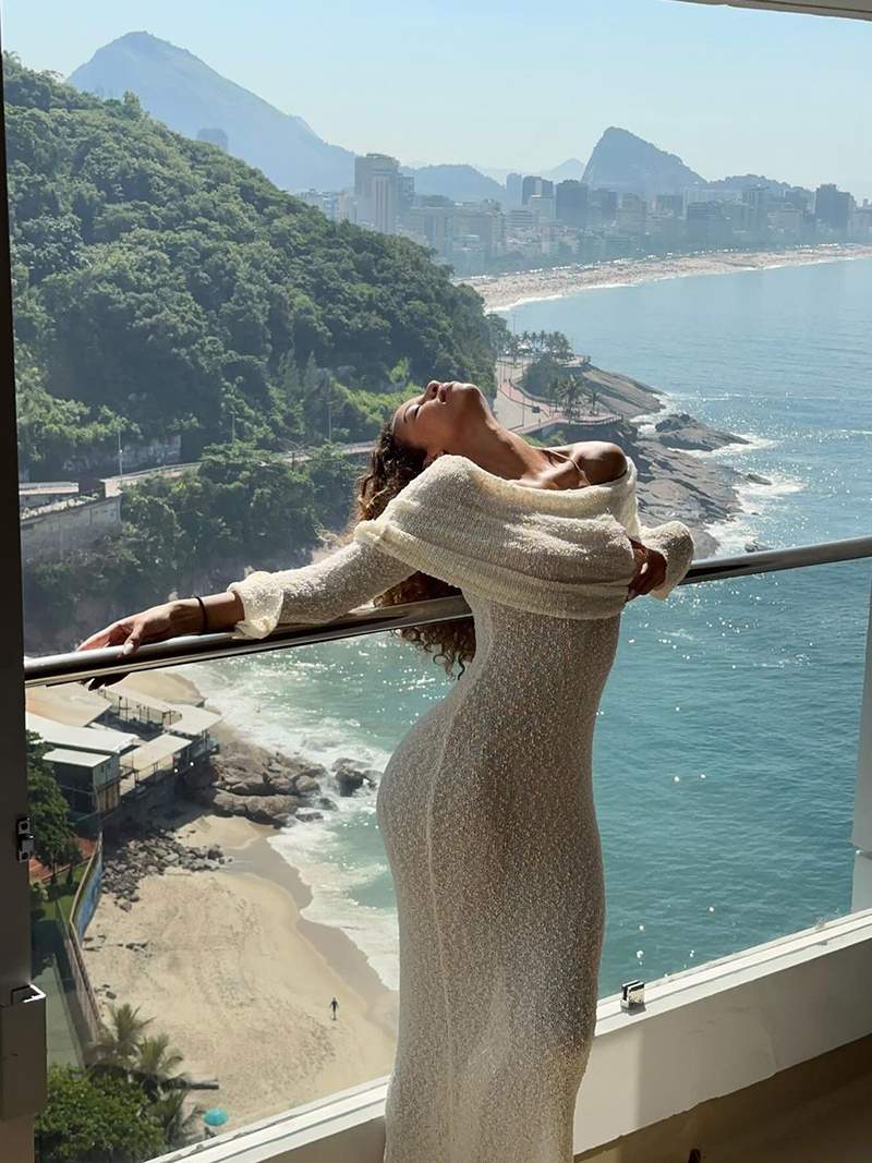 Sola - Langærmet Bodycon strandkjole