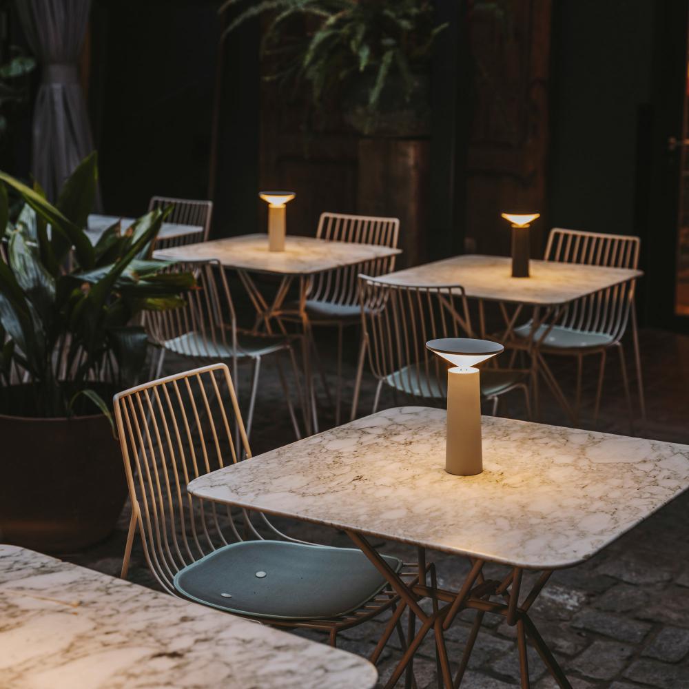 LumiFlex – Justerbar trådløs bordlampe med 360° rotation