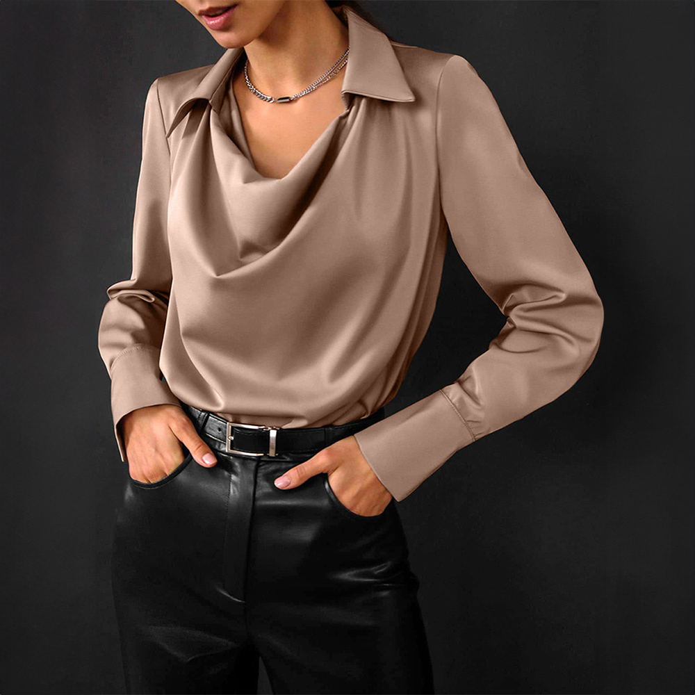 Benedikte - Elegant silk blouse