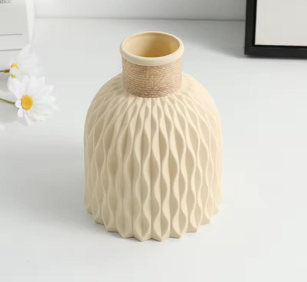 VividVase - Chic keramisk vase til friske blomsterarrangementer