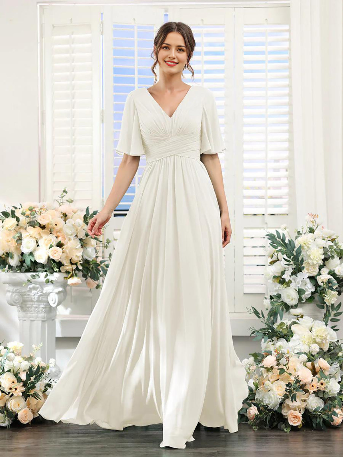 Magdalena - Flot chiffonkjole med V-hals