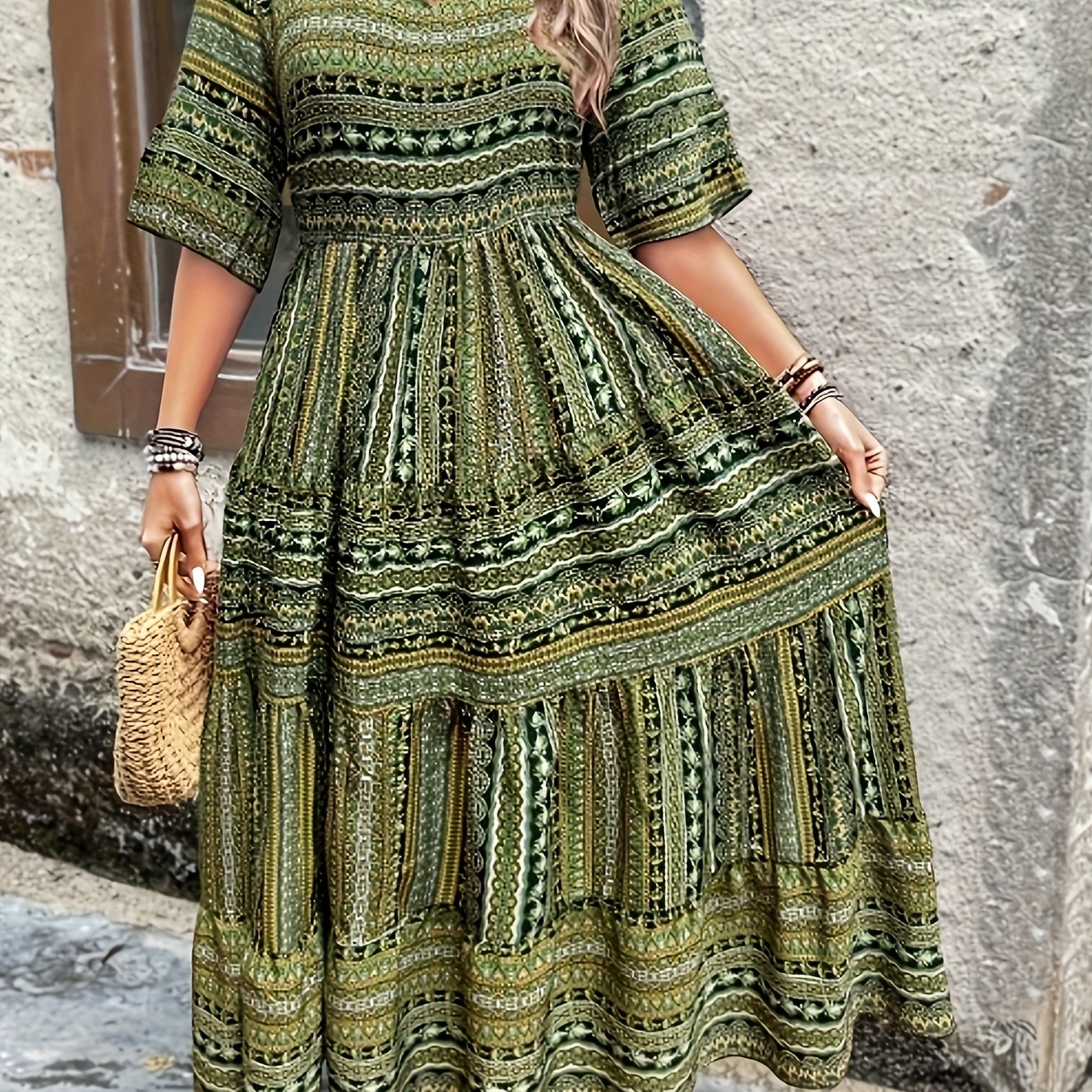 Anna - Uforstyrret Elegant Kjole med Allover-mønster