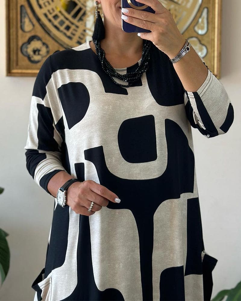 Cara - Oversized kjole med print