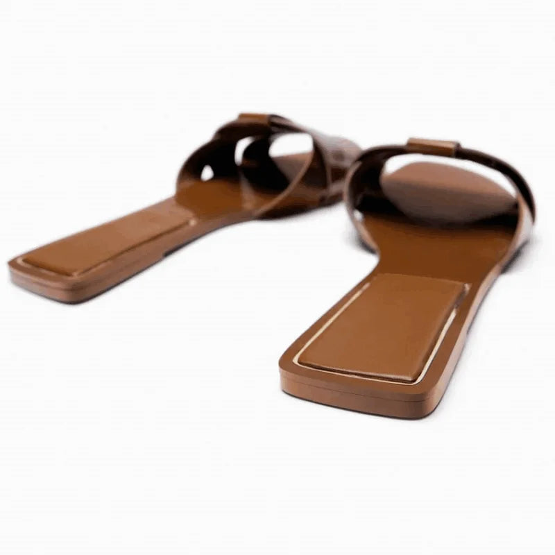 Julie - Sandaler med krydsrem