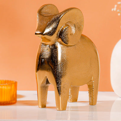 Ramora – Golden Elegance Abstrakt Ram-figur