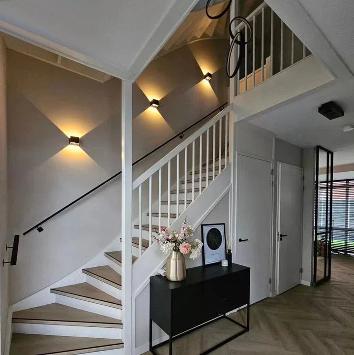 GlowBox | Genopladelig trådløs væglampe