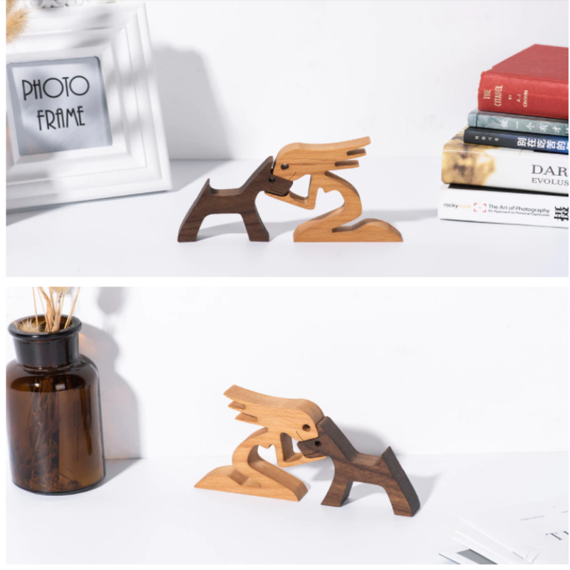 Klassisk håndlavet hundestatue i træ