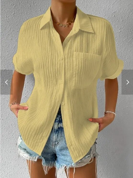 Gabriela - Afslappet plisseret skjorte med revers