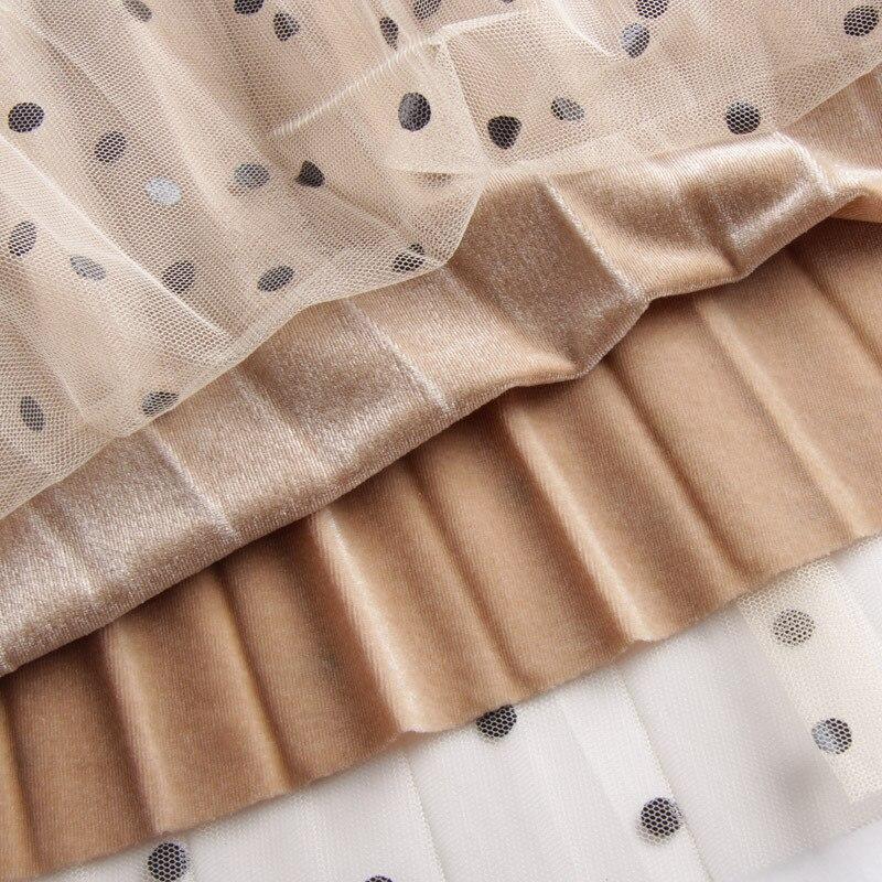 Frigg - Plisseret mellemlang nederdel