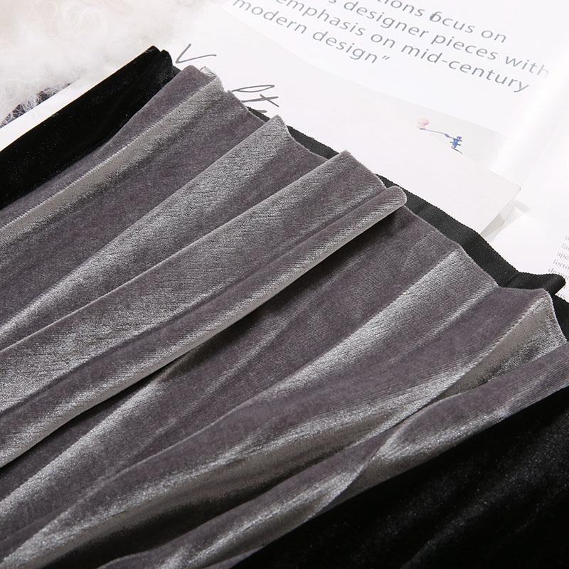 Bodil - To-farvet plisseret nederdel