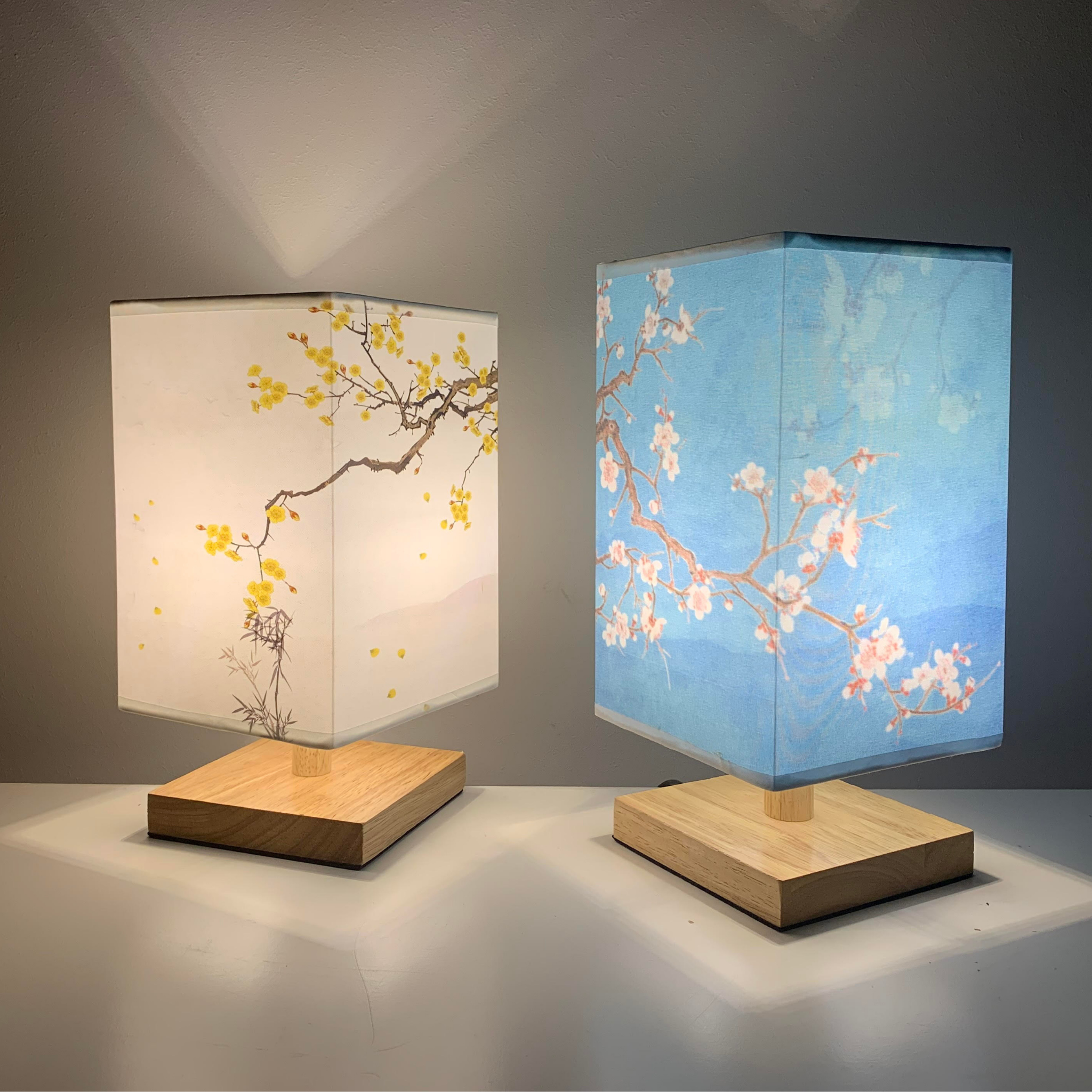 SakuraLight – Dæmpbar bordlampe i japansk stil