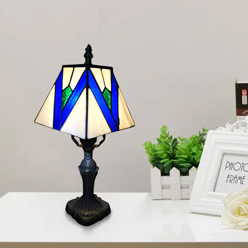 Lustria – Vintage-inspireret Tiffany glas skrivebordslampe