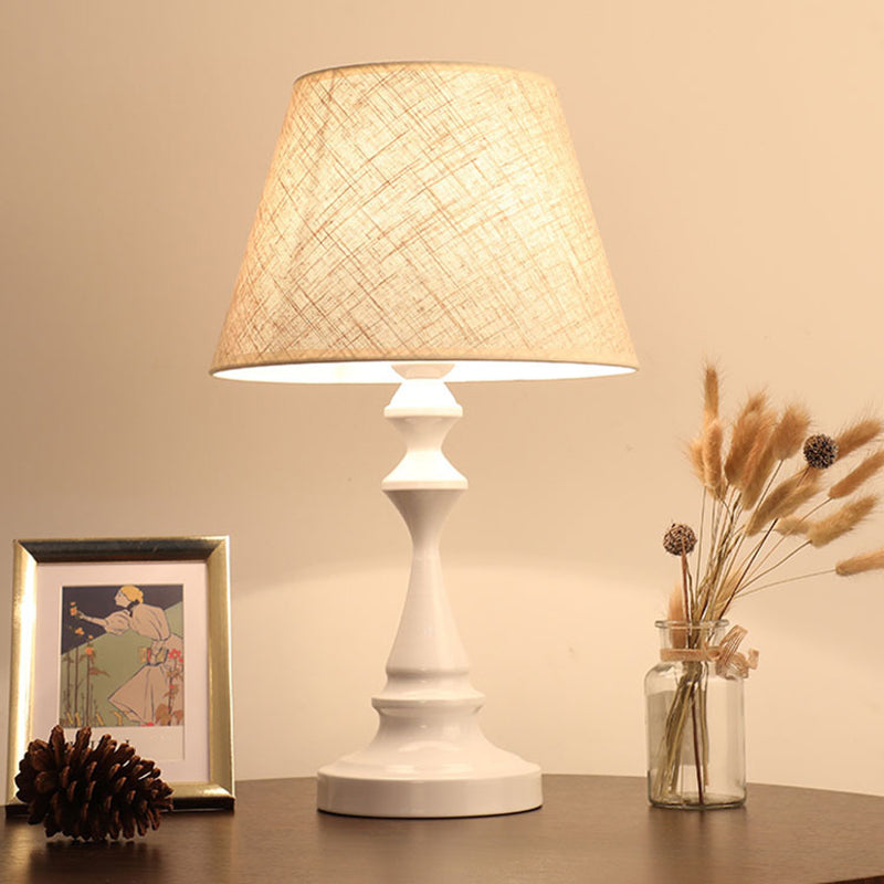 AetherGlow - Moderne bordlampe