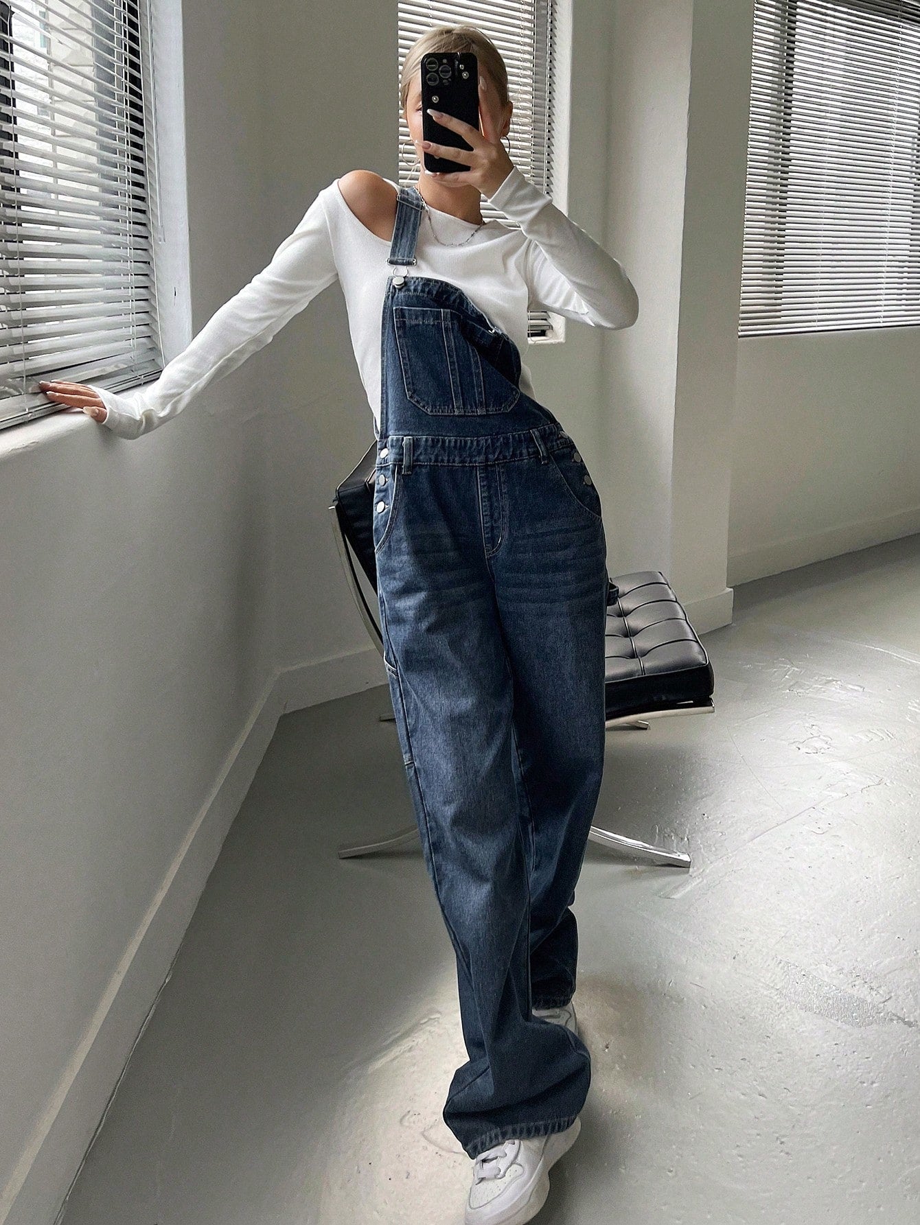 Tilde - Designet denim-jumpsuit med løs pasform til kvinder