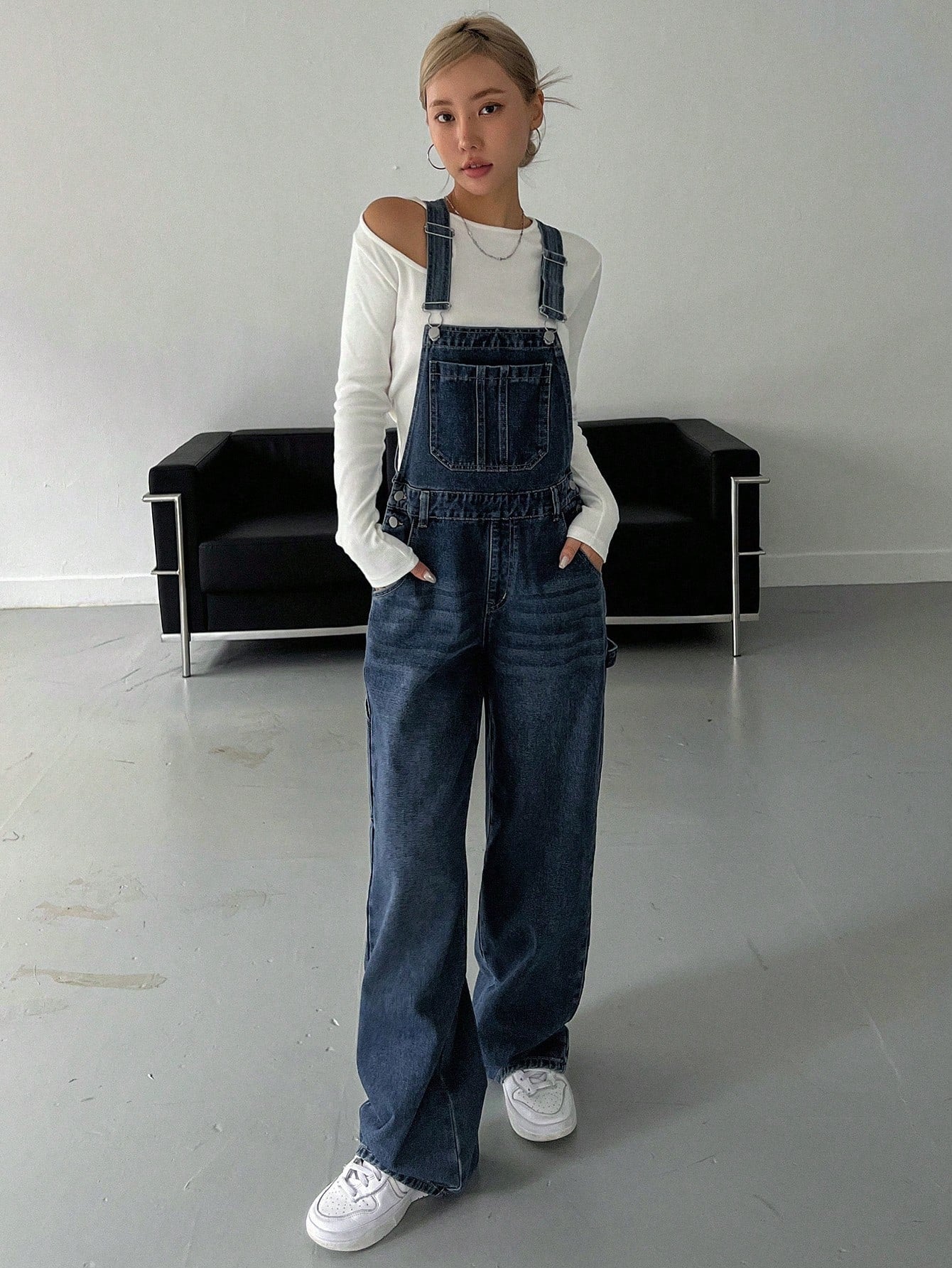 Tilde - Designet denim-jumpsuit med løs pasform til kvinder