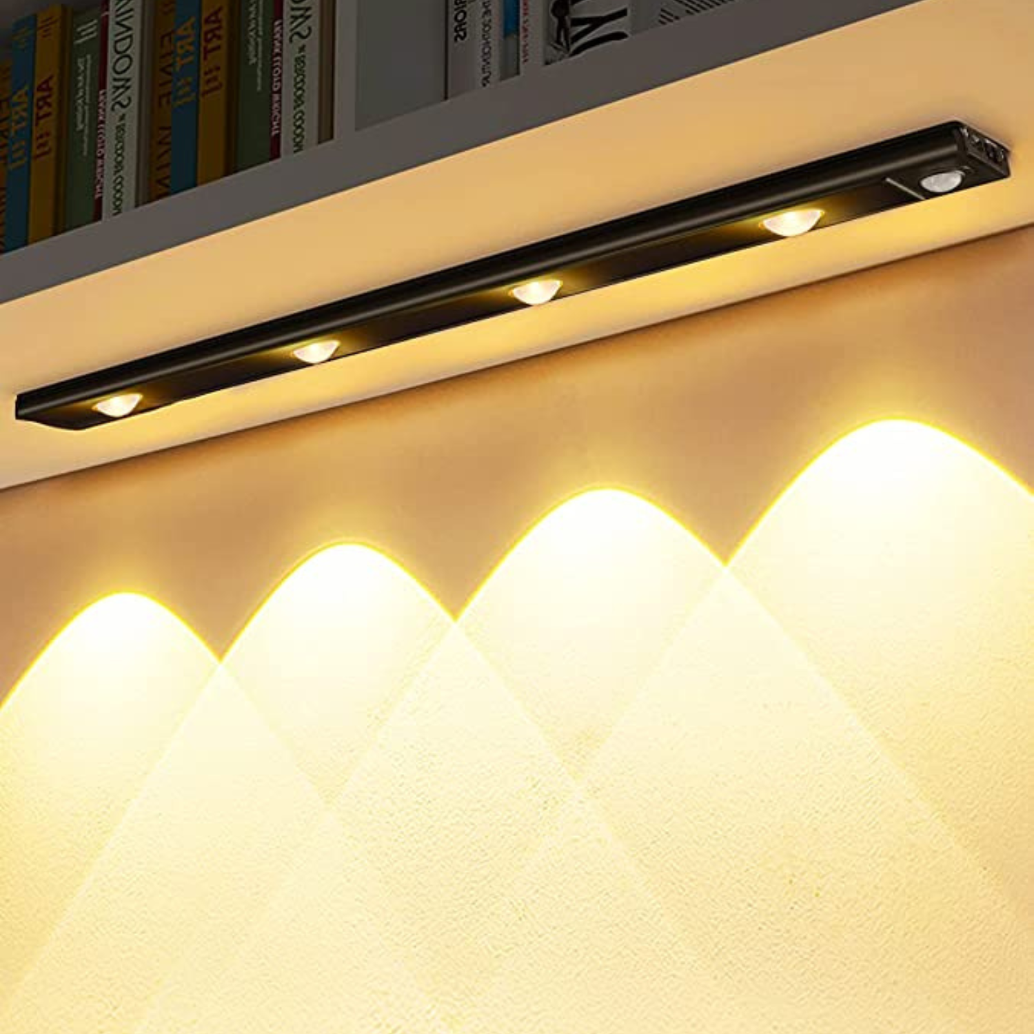 Trådløs LED-lampe med bevægelsessensor