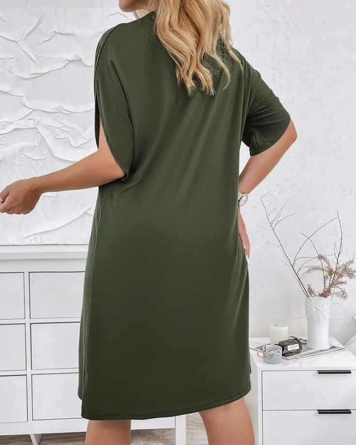 Beverly - Layered V-hals Halværmer Kjole