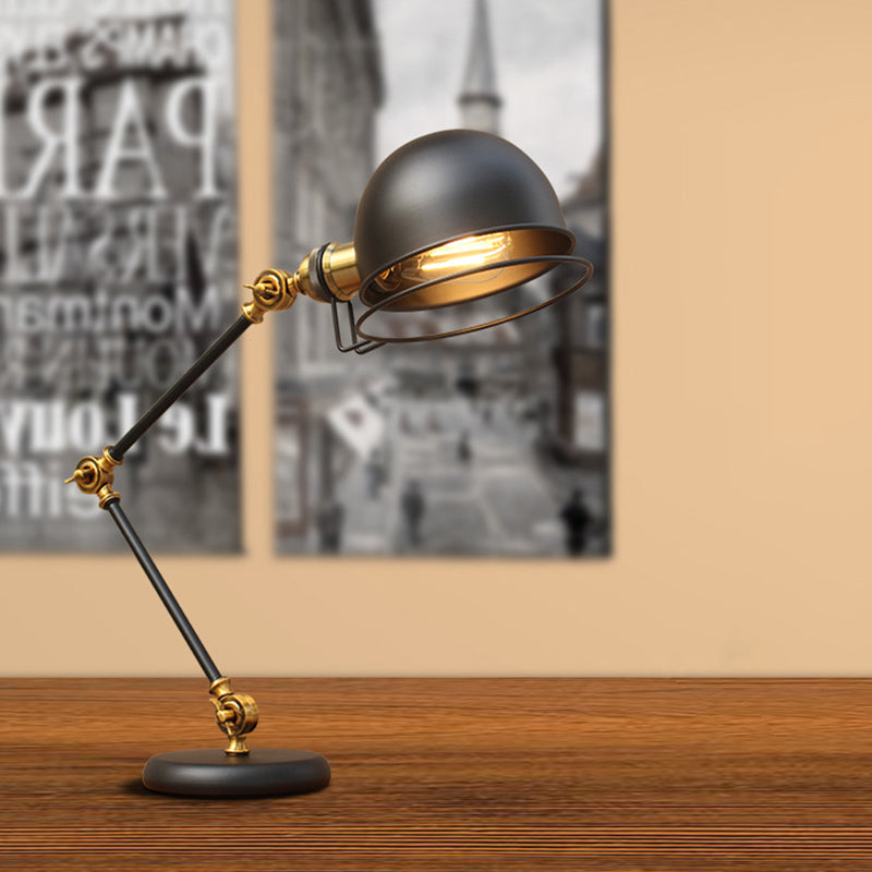 Axiom - Industriel Svingarm Bordlampe