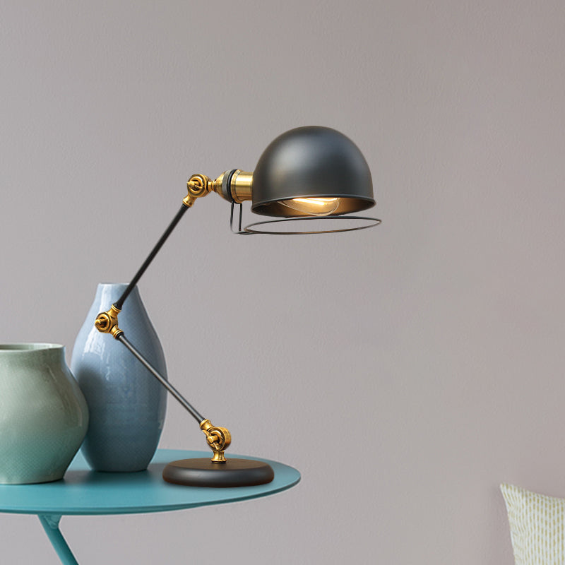 Axiom - Industriel Svingarm Bordlampe