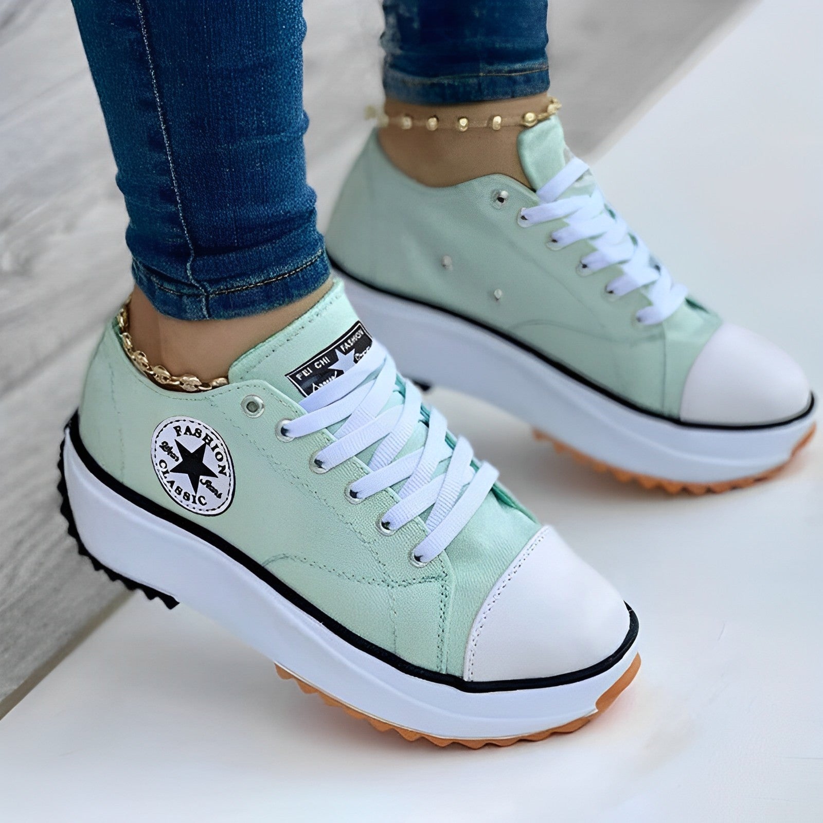 Felicia sneakers