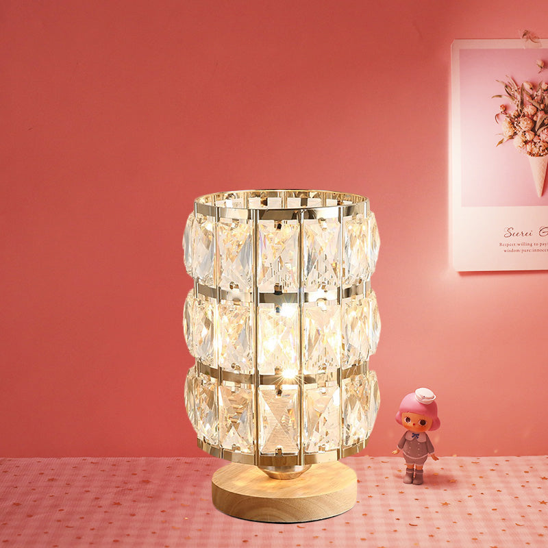 Crystallea – Moderne guldfasede krystalkop-design natbordslampe