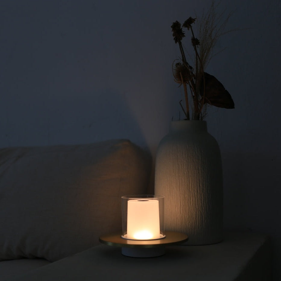 AuraSync – Smart bevægelsesstyret lampe